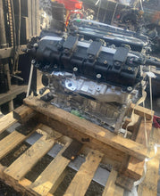 Cargar imagen en el visor de la galería, 2017-2023 Chrysler Pacifica Pentastar 3.6 V6 Engine - Low Miles